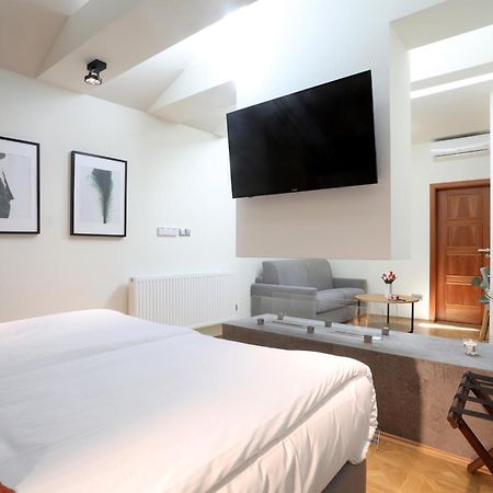 Hotel Pod Vezi Strážnice Kültér fotó